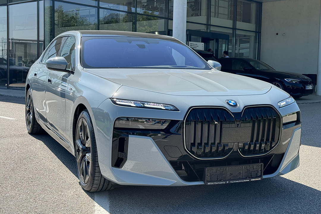 Mitic Ads Landing page_Posebna ponuda BMW 7_2_3